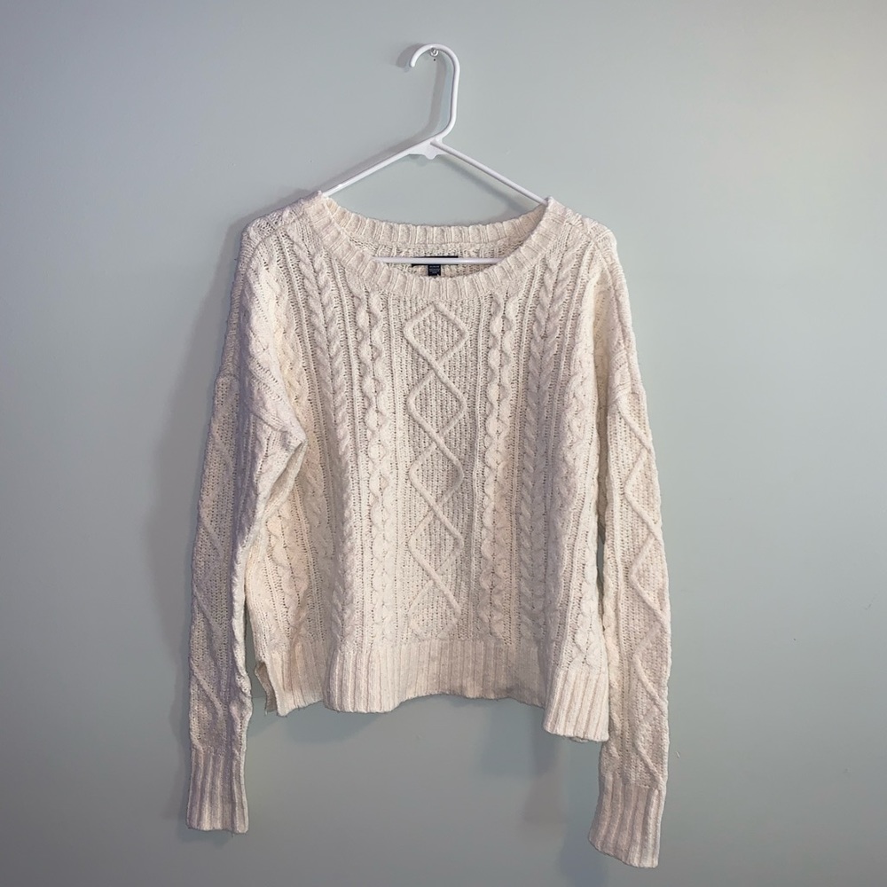American Eagle sweater!